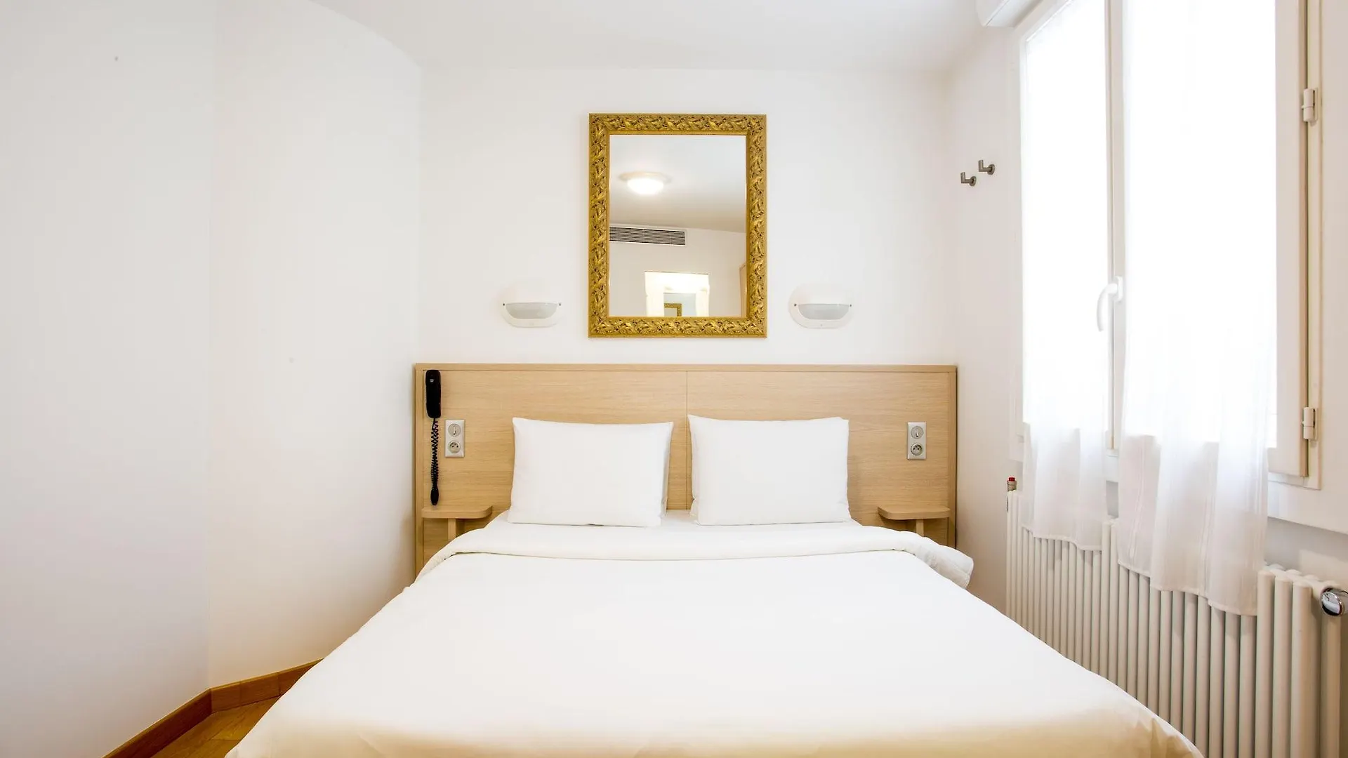 Hotel Darcet Paris
