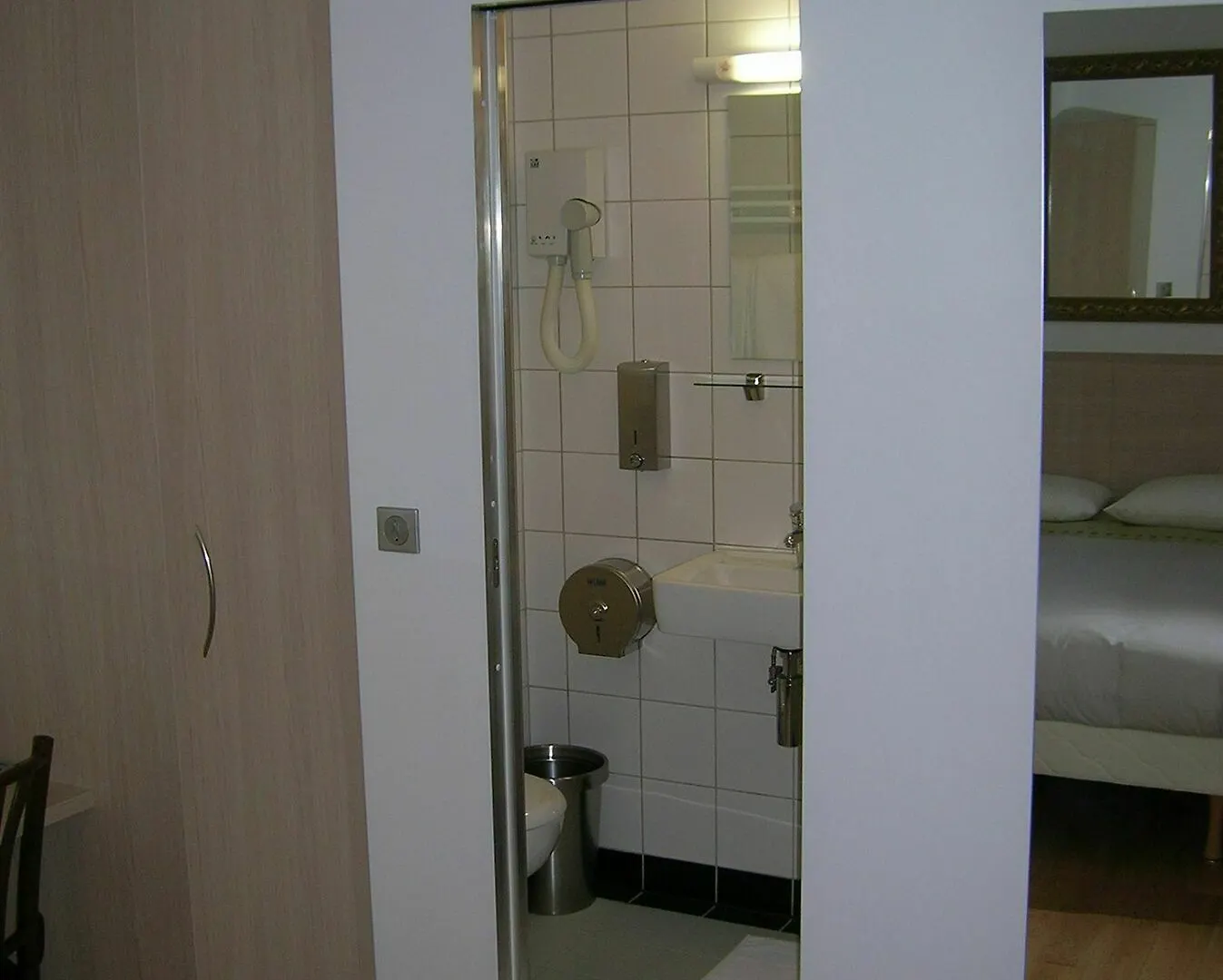 Darcet Hotel